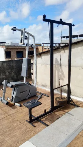 Aparelhos de musculação