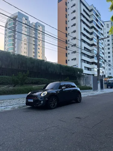 Mini Cooper S 2.0 Turbo 16V 3P Aut. 2016