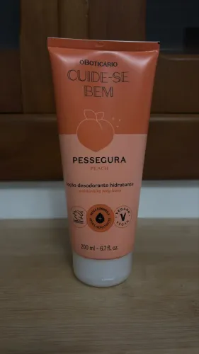 Hidratante pessegura peach cuide-se bem oBoticário