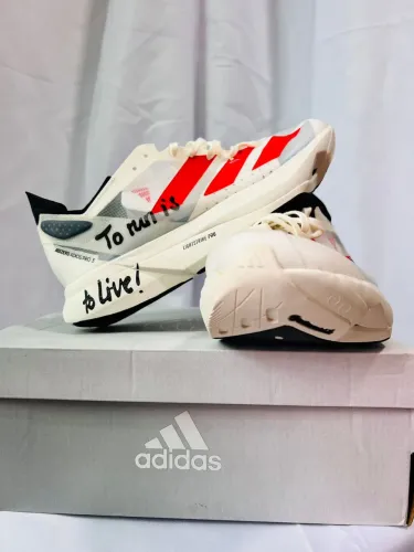 Adidas Adizero Tamanho 42- Novo | Leve e super Confortável | Última Unidade