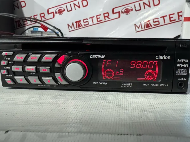 Cd radio com Bluetooth clarion na promoção so 199,99