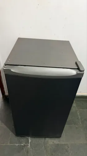 Frigobar Consul 220V - Ótimo Estado