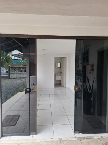 ALUGO SALA COMERCIAL 35m² NO SAGUAÇU - JOINVILLE, SC