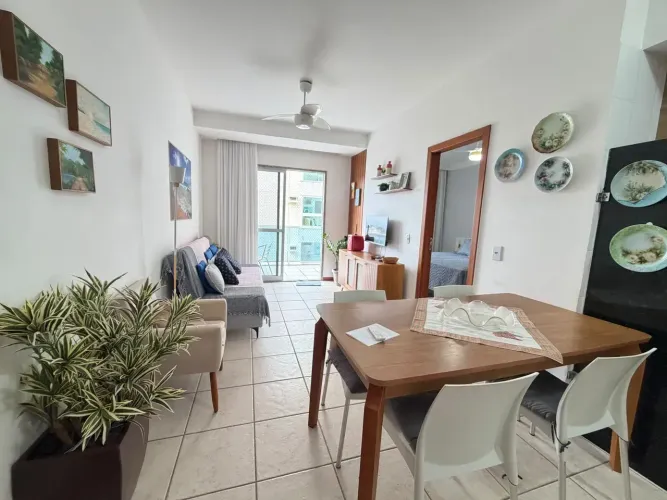 Apartamento na Quadra do Mar Praia de Peracanga | Enseada Azul