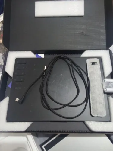 Mesa digitalizadora Zinnia Momentum mt100