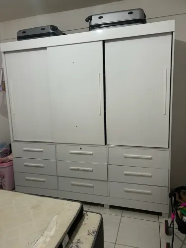 Guarda roupa seminovo
