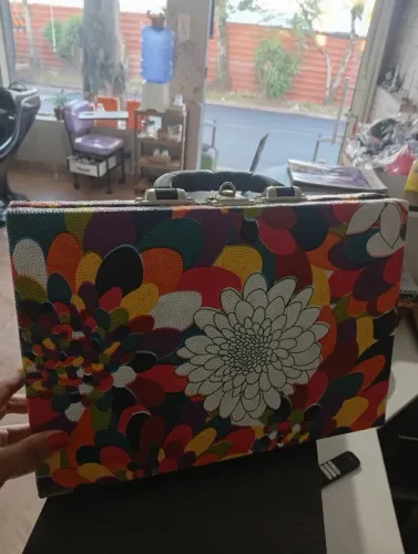 Maleta pra por expositor semi joias