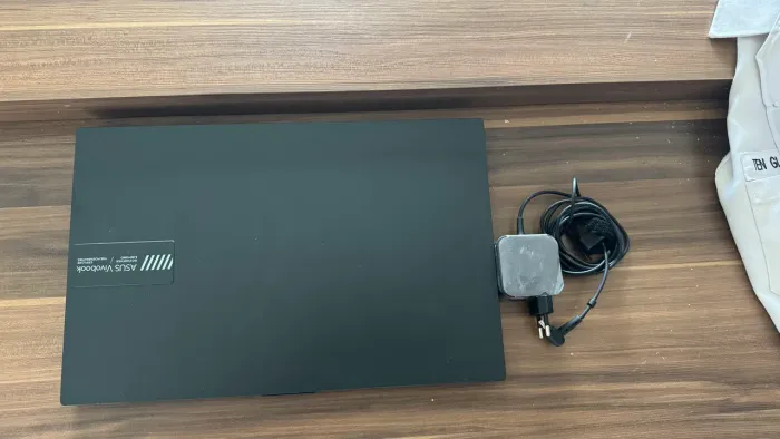 Notebook Asus VivoBook Go 15, AMD Ryzen 5 7520U, 8gb, 256gb SSD, Tela 15,6? FHD.