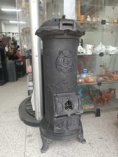 Lareira salamandra francesa em ferro fundido