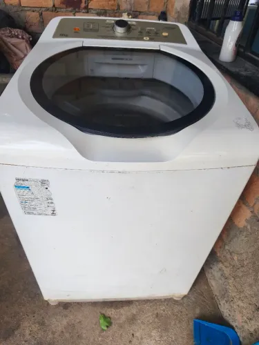 VENDO MÁQUINA DE LAVAR 15KG COM DEFEITO