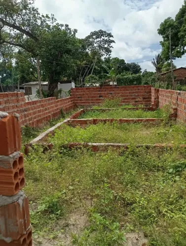 Vendo este terreno