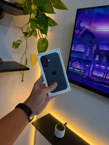 iPhone 16 128GB