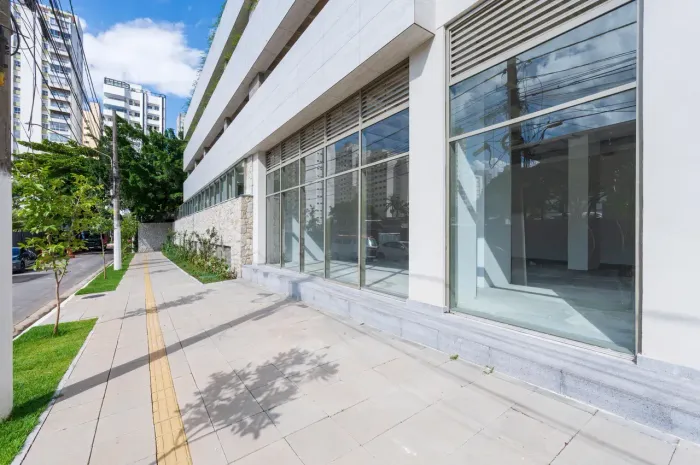 200m² | Loja Comercial | Fachada Imponente | Moema | VENDA / LOCAÇÃO