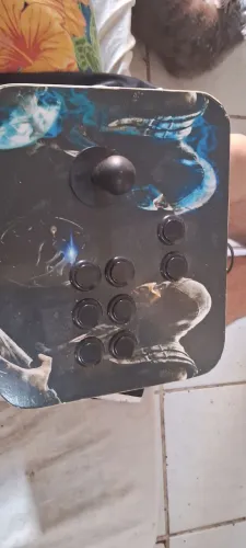 Vendo controle arcade usado em otima condição 