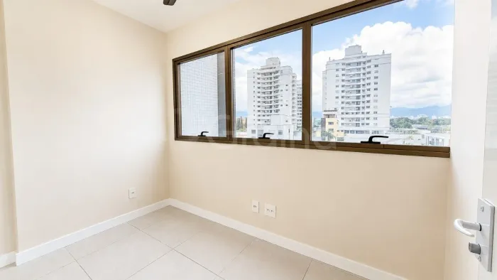 Sala Comercial de 24 m² na Trindade