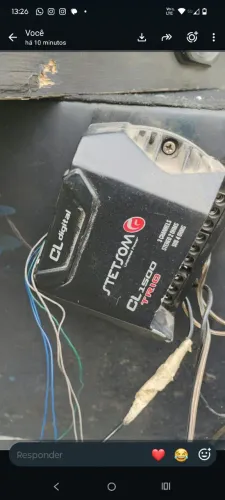 Vendo som de carro para desocupar lugar