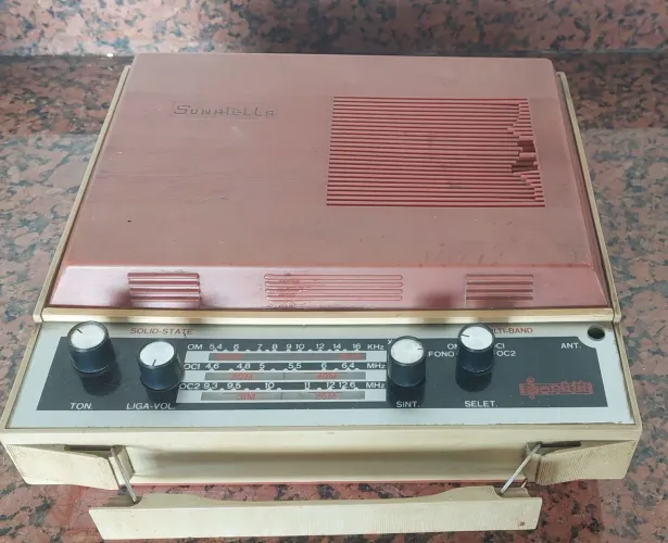 Radiola vitrola sonata toca disco decoração restauração rádio som antigo antiguidade