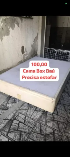 Cama Box Baú Curvin Branco com arranhões nas laterais da frente