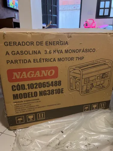 Gerador de Energia 3.6 KVA Gasolina Monofásico 110v/220v 7hp - Nagano