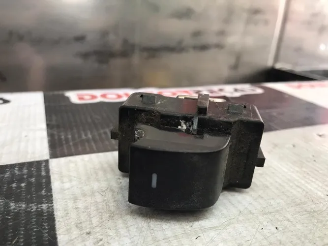 Botão Vidro Eletrico Traseiro Esquerdo Fusion 6l2t14529adw