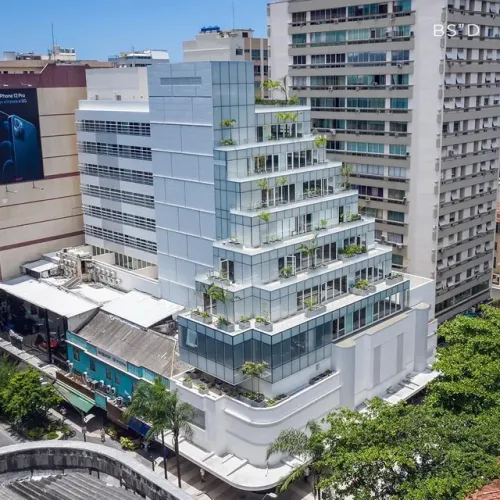  Clareamento dental de Consultorio 