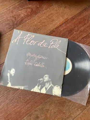 Ney Matogrosso e Rafael Rabelo À flor da pele