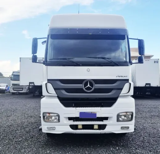 Mercedes Benz Axor 2544 ano 2018-19 6x2