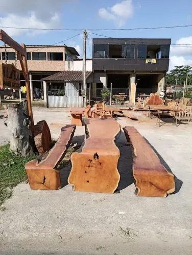 Mesa Cascata Orgânica 