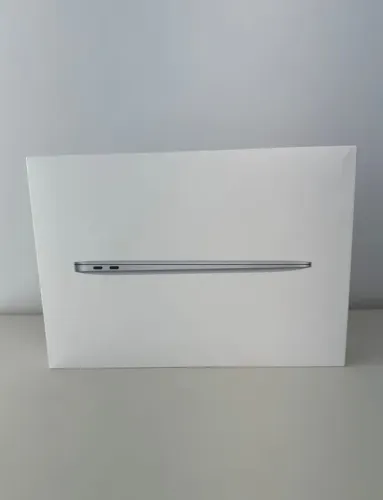 MacBook Air 13" (2020) M1 / 8GB / 256GB SSD