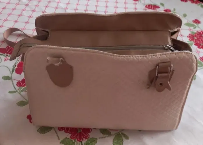 Bolsa Santorini alça estourada usada.