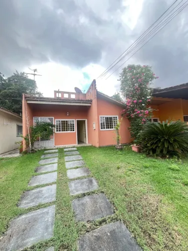 Oportunidade - Casa no condomínio vila dos pássaros , 3 quartos