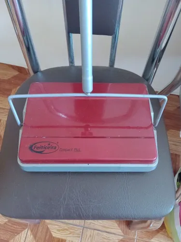 Vassoura Feiticeira Compact Plus