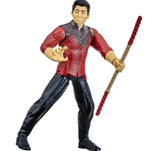 Boneco Shang Chi ataque com bastão Hasbro.