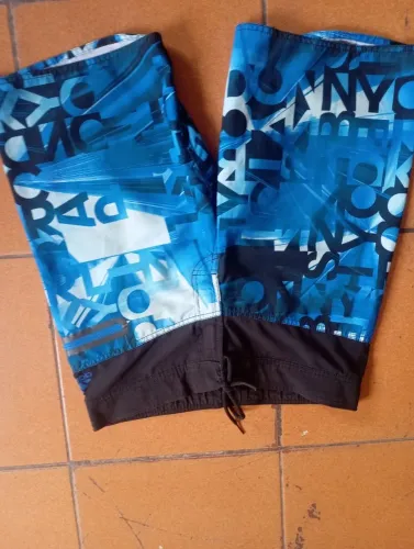 Bermuda Adidas original Tam 40