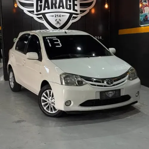 Toyota etios xls 1.5 2013 / segunda dona