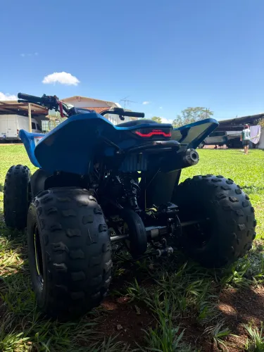 Quadriciclo infantil