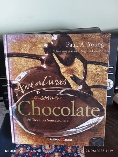 Livro Aventuras com Chocolate - Paul A. Young