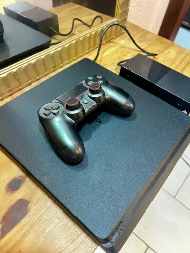 Ps4 slim desbloqueado