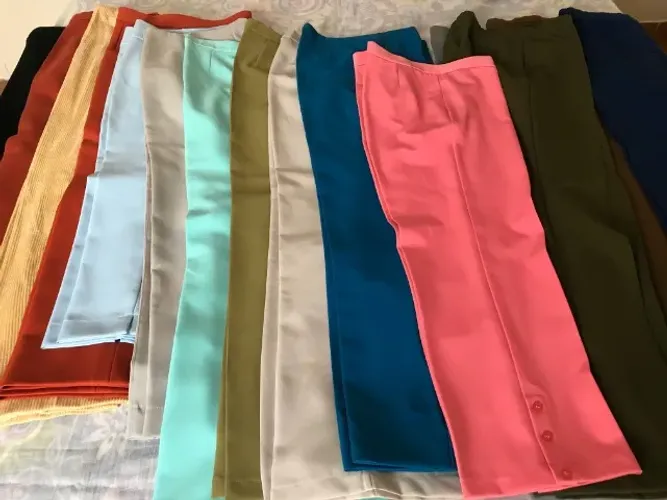 Calças femininas diversos modelos e tamanhos do 40 ao 50 - a partir de R$ 40,00. DESCONTO