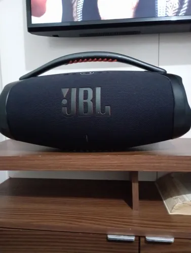 JBL bombox 3 