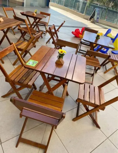 Mesas com Cadeiras em Promoção - Ideal para Casa ou Restaurante