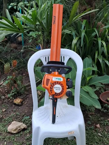 Podador de cerca viva Stihl HS 45