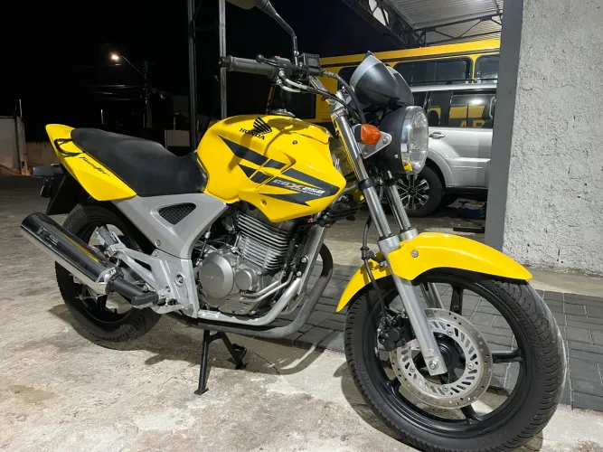 Cbx 250 twister