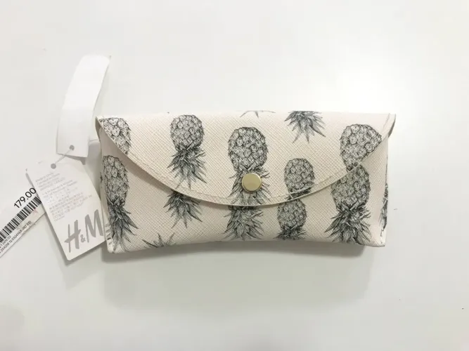 Porta óculos da H&M importado nunca usado com etiqueta 