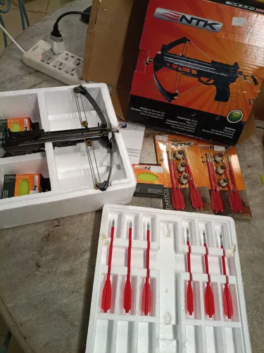 Equipamento de pesca com acessórios