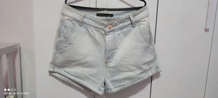 Short Jeans Claro Canhete Jeans Deluxe 44