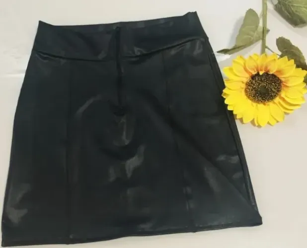 Saia Material Sintético