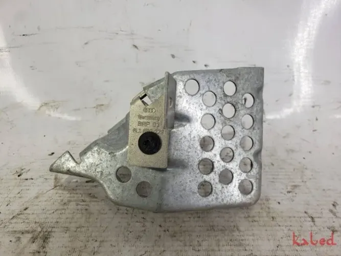 Suporte Direito Do Air Bag Audi A3 2000/2006 