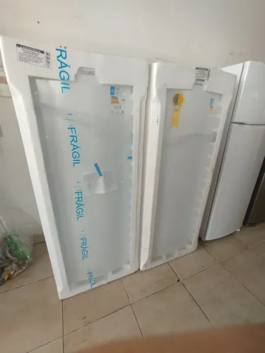 Geladeira Consul de 300L Frost Free nova