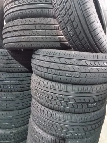 Na RL, tem o melhor preço para o seu pneu remold aro  R14 185/60 200,00 á vista